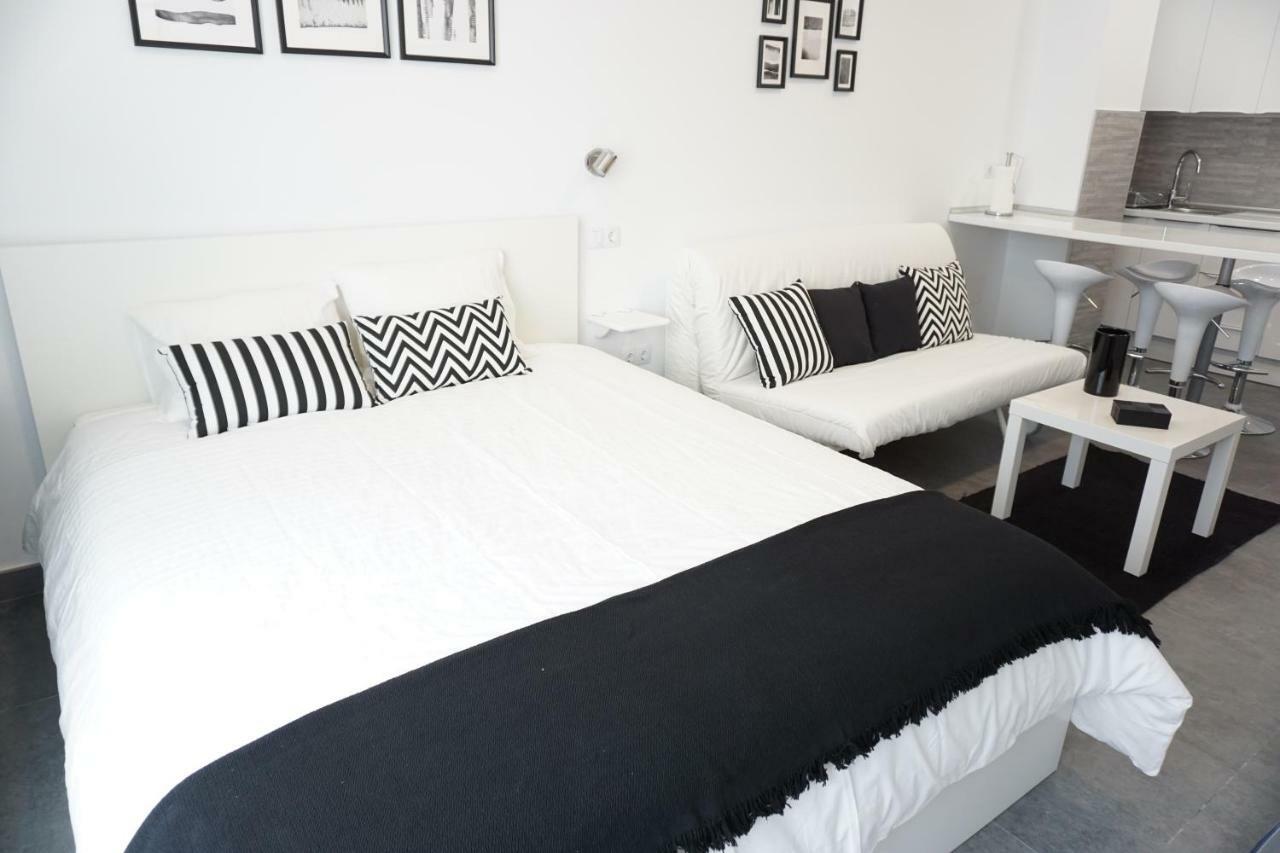 Black & White Las Canteras Las Palmas de Gran Canaria Ngoại thất bức ảnh